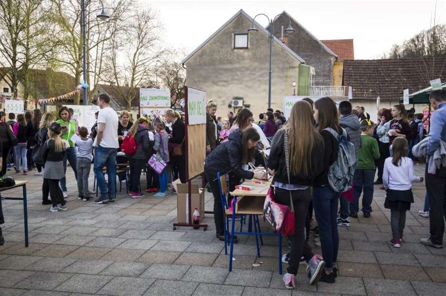 večer znanosti pregrada.jpg