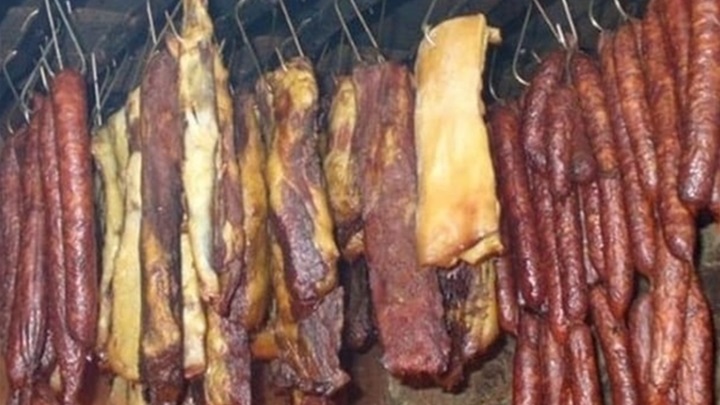 ilustracija suhomesnato.png