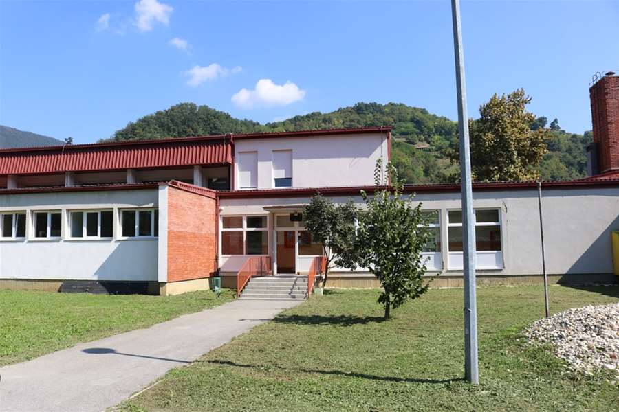 škola krapina augusta cesarca.jpg