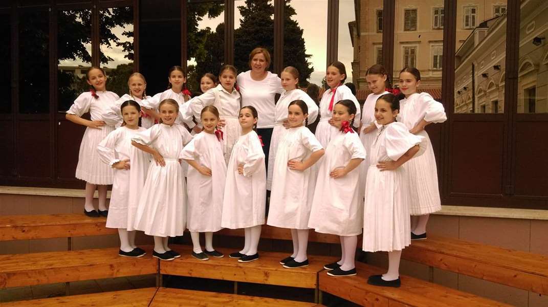 FB_IMG_1539618924167 (1).jpg