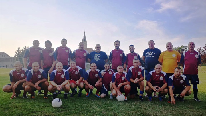 SPORT 24.8._NOGOMET ZAPOČELA SURADNJA IZMEĐU VETERANA MLADOSTI MB I SV. LOVRE PETRINJA 2.jpg