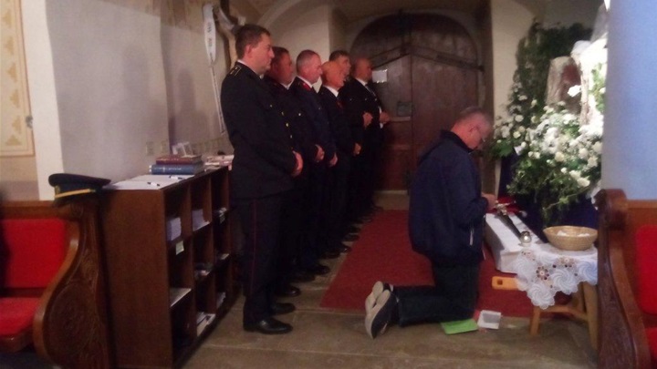 petrovsko dvd čuvanje groba glavna.jpg