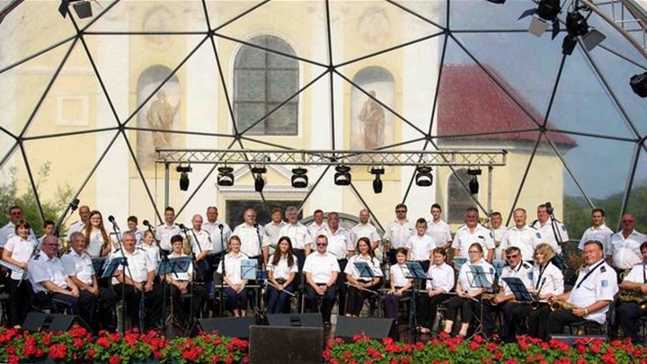 puhački orkestar ivo tijardović.jpg