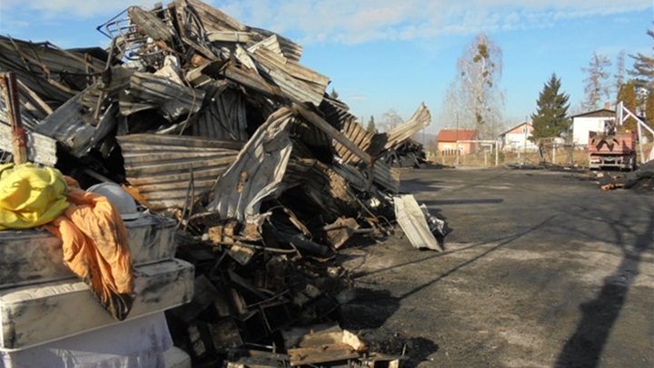 dvorana_otpadni krovni lim.JPG