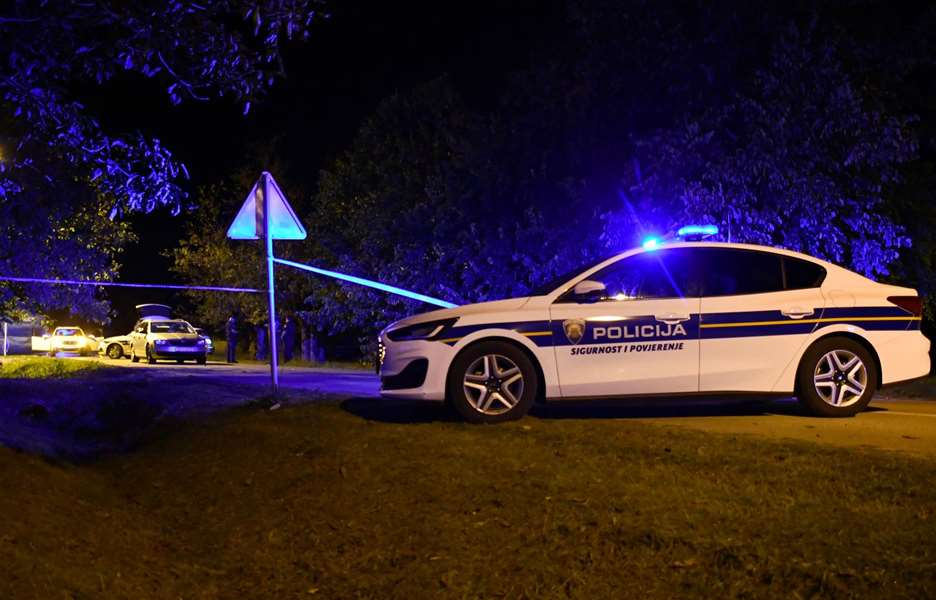 Policija ljeto noć