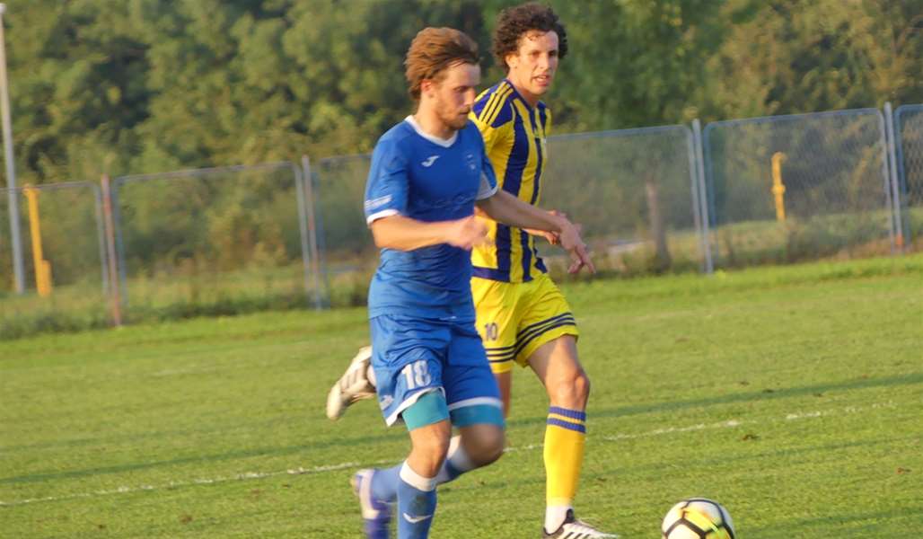 MLADOST DINAMO OO Marko Srebačić u naletu-1.jpg