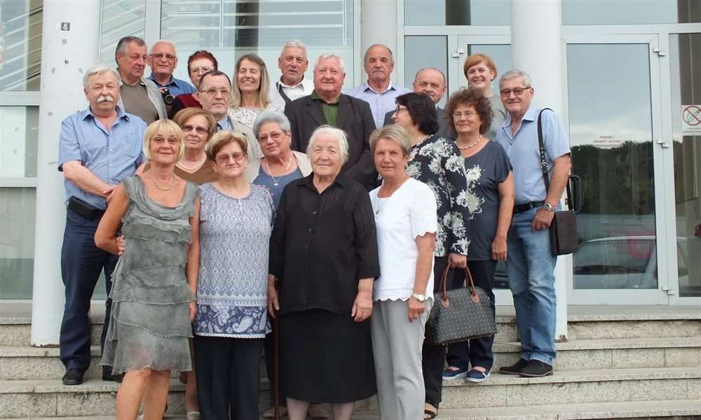 gimnazija zabok 50 godina.jpg