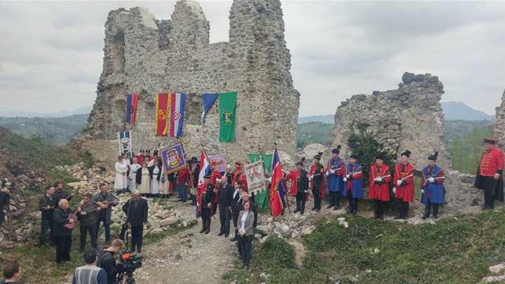 kostelska pištola.jpg