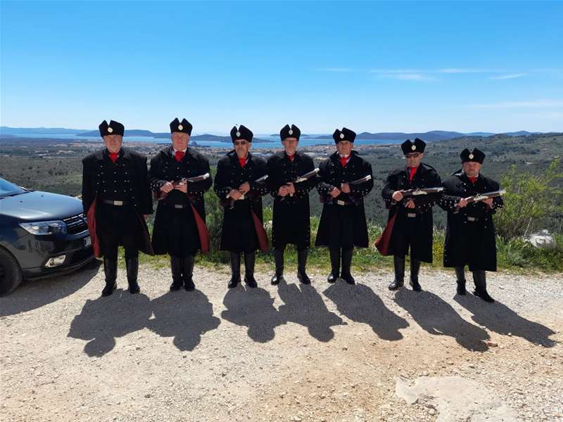 Čuvari Kristova groba iz Lobora.jpg