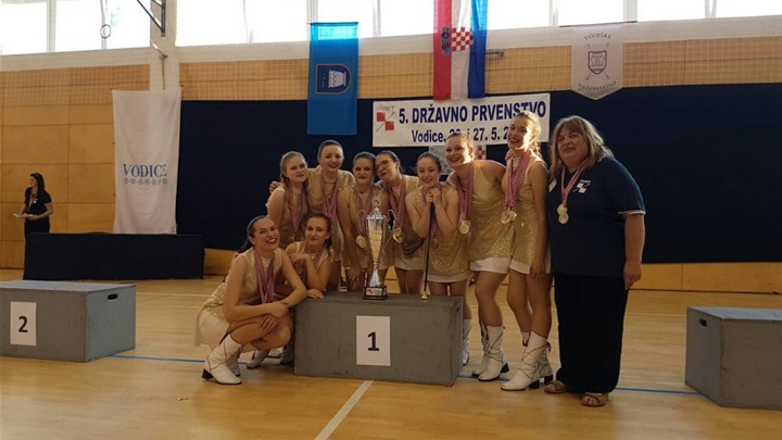 mažoretkinje dubrovčan 10.jpg