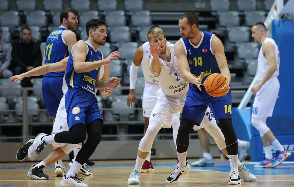 kk zadar-kk zabok_100223-02.JPG