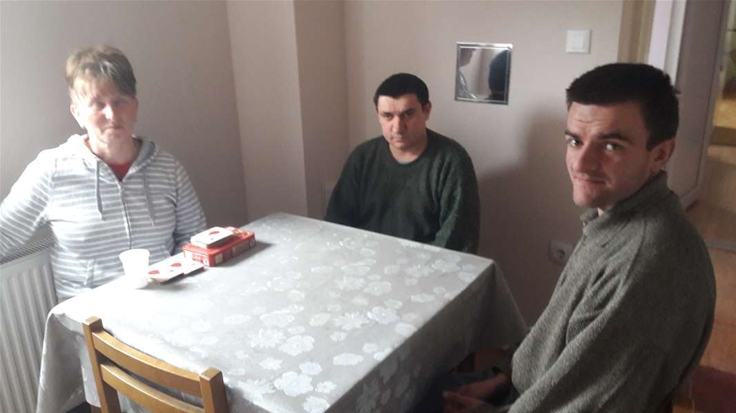 Udomiteljica Dragica Folnović s korisnicima