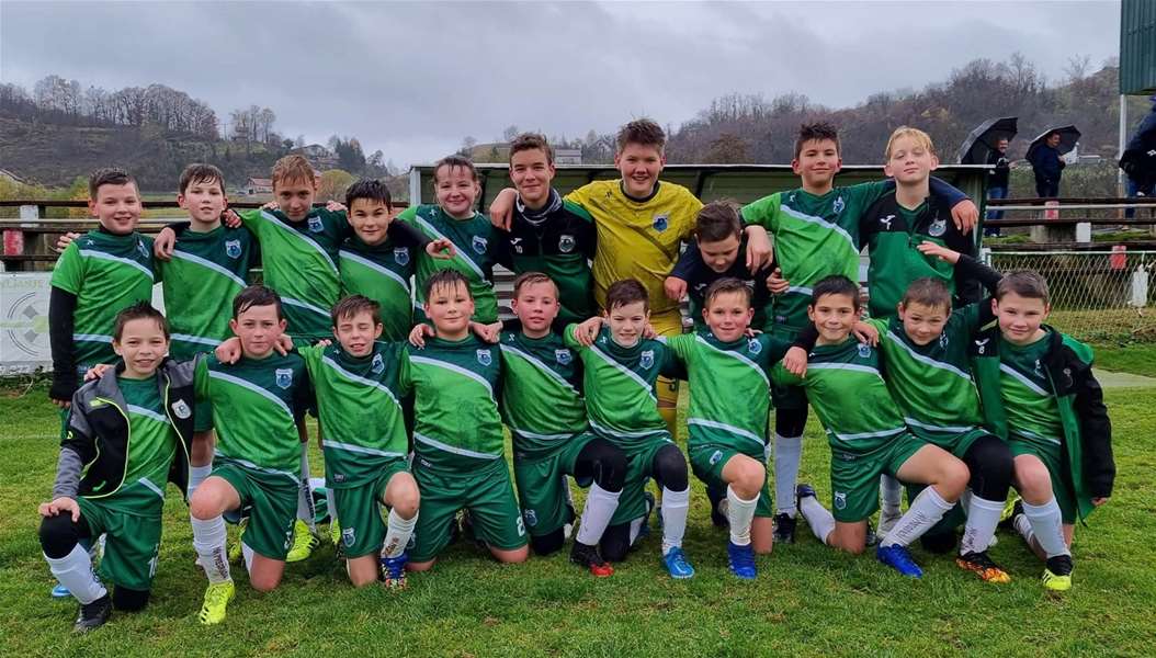 SPORT 7.12_NOGOMET PIONIRI I MLAĐI PIONIRI PREGRADE STIGLI DO SVIH 20 POBJEDA mlađi pioniri NK Pregrada .jpg