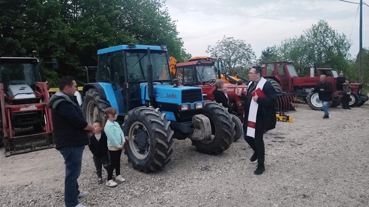 Na sv. Josipa Radnika blagoslov traktora u župi Marija Bistrica1.jpg