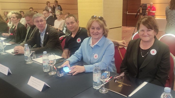 crveni križ zabok.jpg