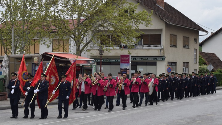 Vatrogasci VZO Marija Bistrica obilježili sv. Florijana3.JPG