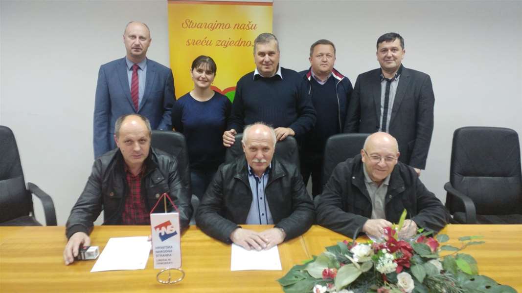 Potpisivanje Jesenje.jpeg