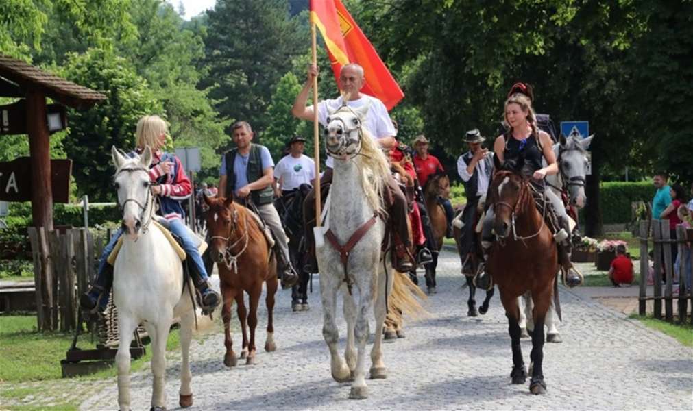 konjička karavana glavna.jpg