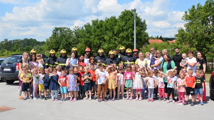 dv jurek vježba evakuacije.JPG