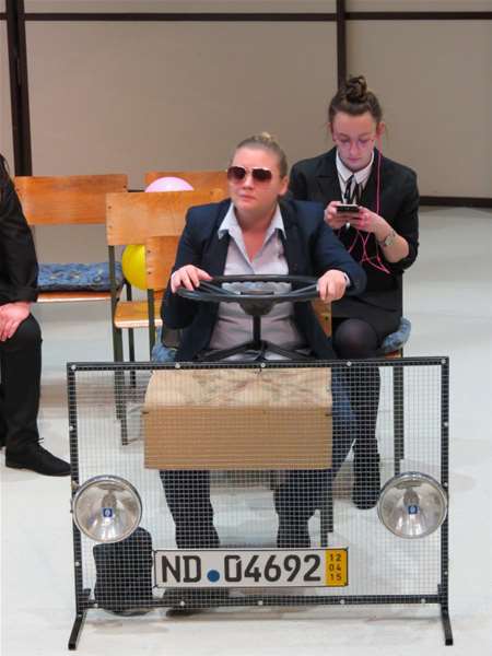 smotra kazališta glavna lobor.JPG