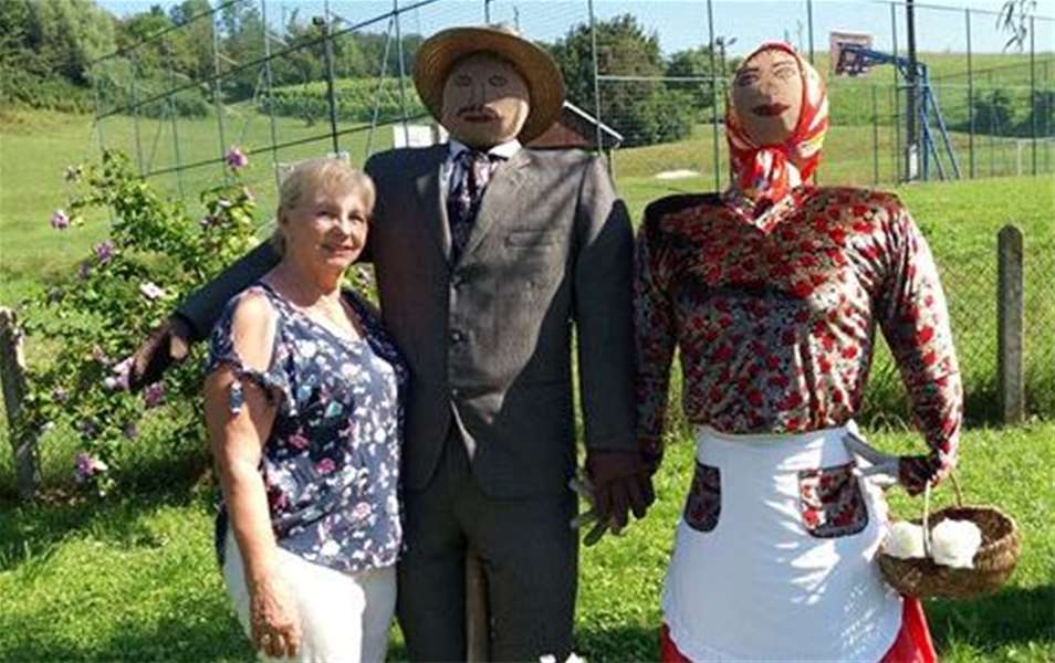 dedek i babica glavna.jpg