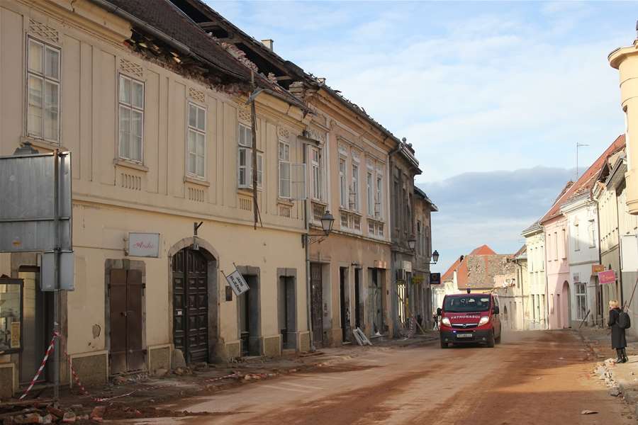 Sanacija posljedica potresa u Petrinji (6).JPG