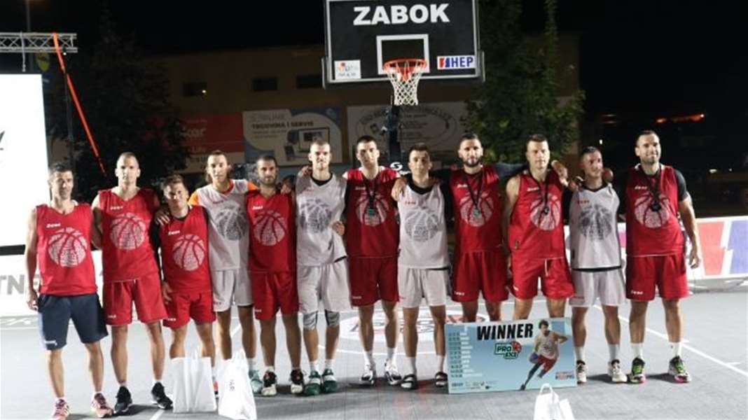 Prošlogodišnji pobjednici turnira u Zaboku.jpg