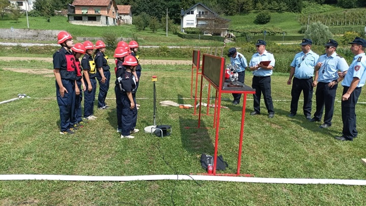 đurmanec-vatrogasno natjecanje i nogometni turnir (19).jpg