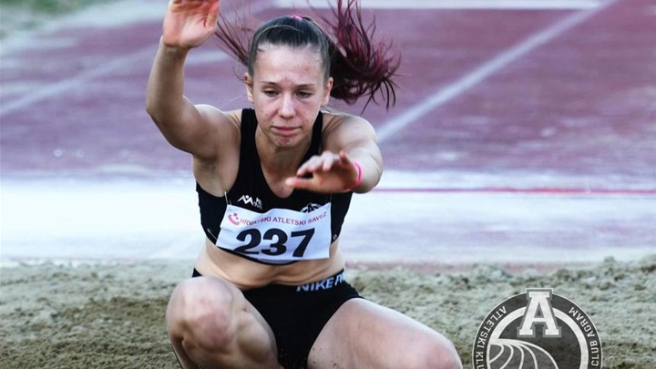 SPORT 15.1._PAULA HERCEG.jpg