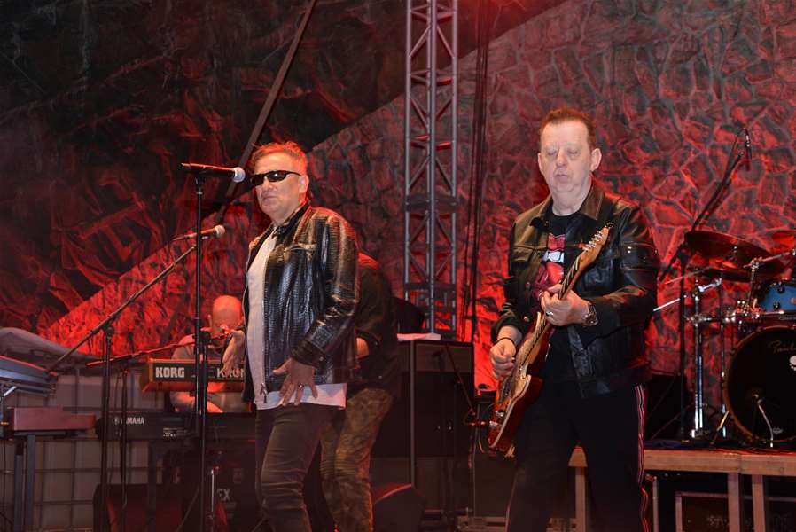 prljavo kazalište (1).JPG