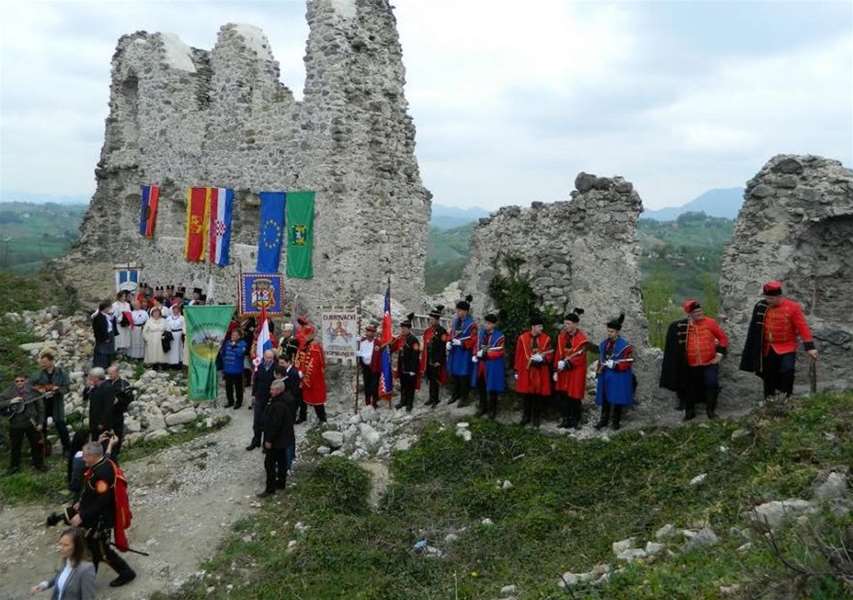 kostelska pištola 2.jpg