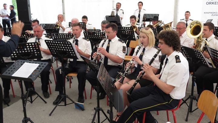 smotra PUHACA 170.jpg