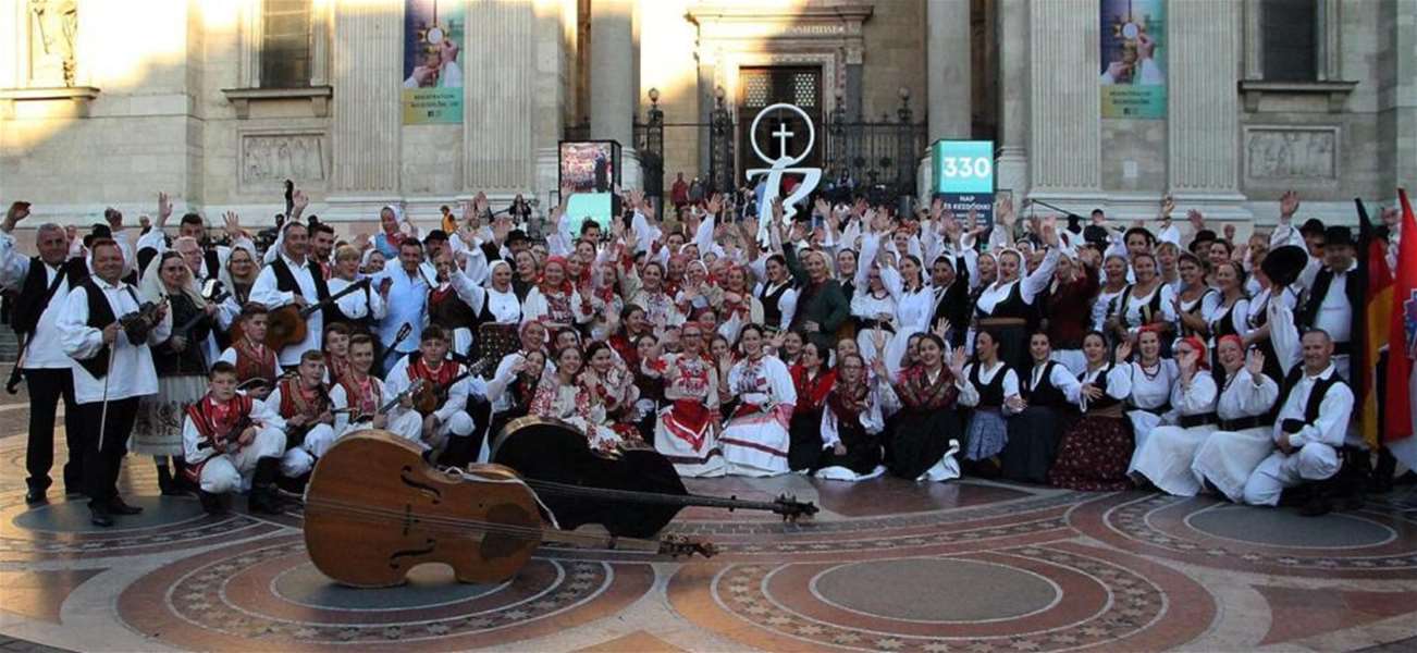 KUD Laz u sklopu projekta ''Hrvati za Hrvate izvan domovine'' nastupio u Beču, Bratislavi i Budimpešti2.jpg