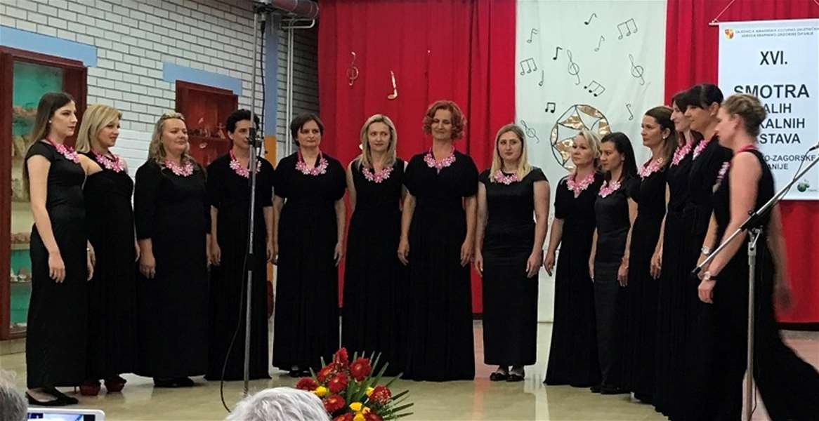 mali lovro ježek.jpg