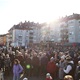 [FOTOGALERIJA] Na tisuće veselih ljudi ispunilo oroslavski trg i dočekalo Novu u podne
