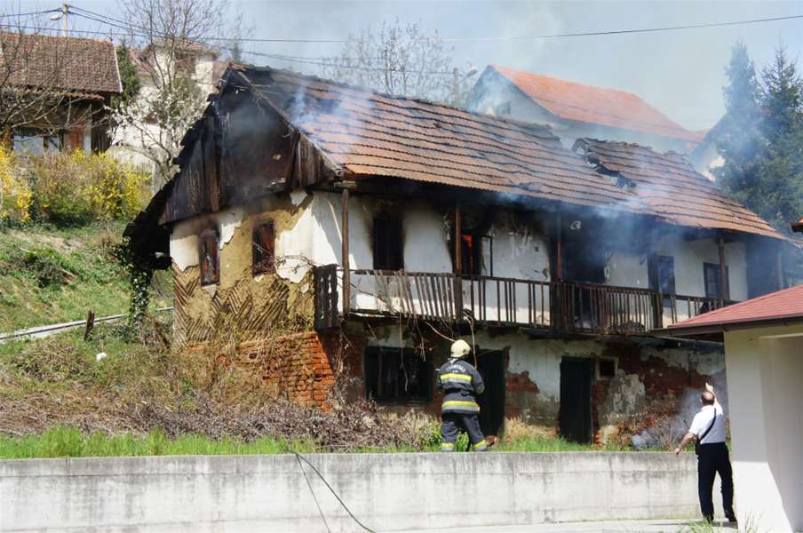 požar zabok1