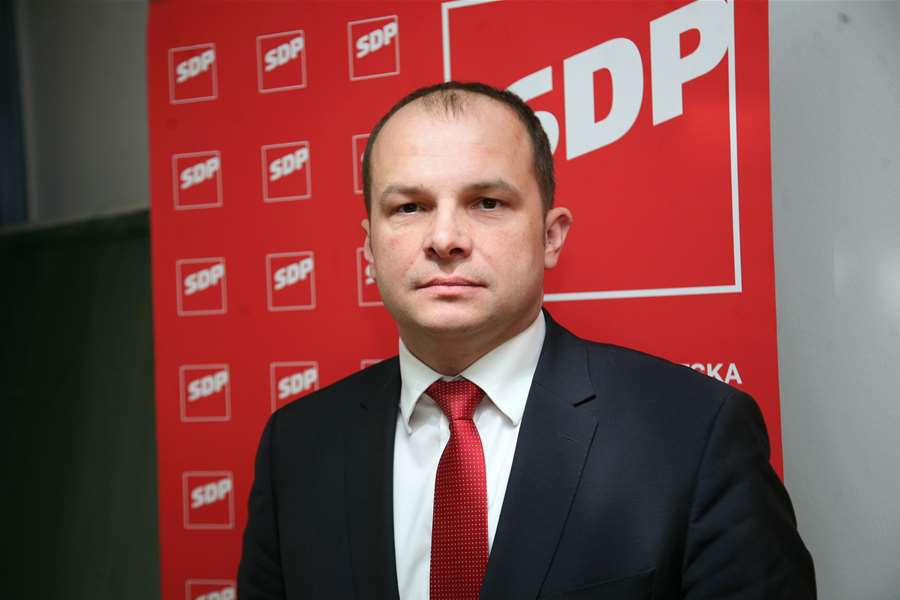 siniša hajdaš dončić