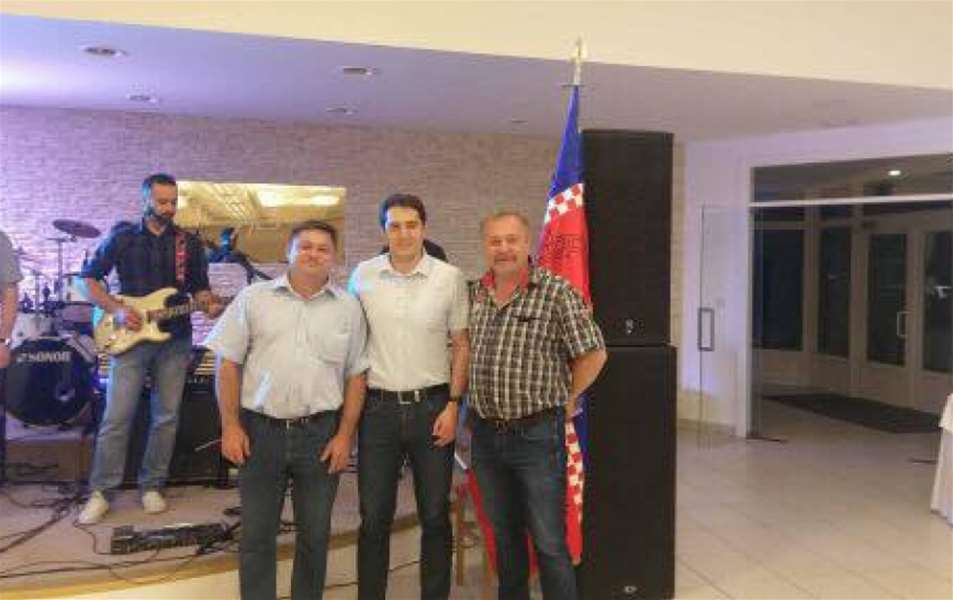 KOSTELSKA PIŠTOLA.jpg