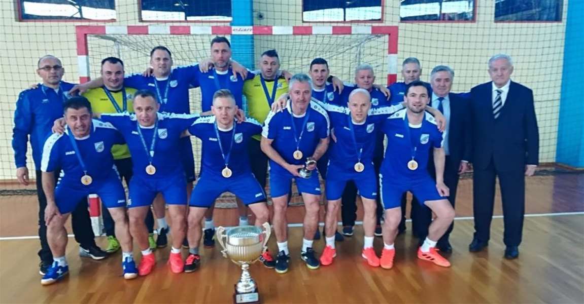 SPORT 18.2._VETERANI Veterani Zagorca KR branitelji su naslova.jpg