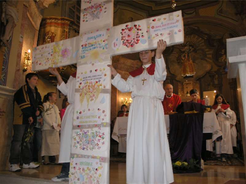 oro misa i caritas.png