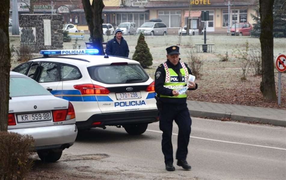 vježba gornja stubica 3.jpg