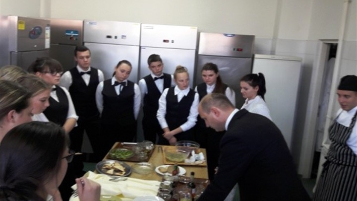 somelijerska škola.jpg