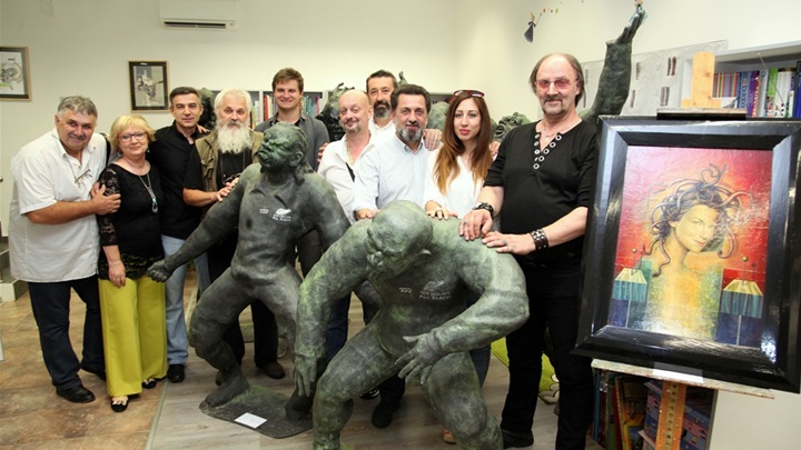 crne mambe izložba.jpg