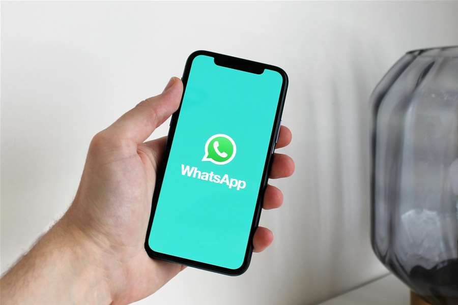 pexels-whatsapp.jpg