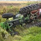 U prevrtanju traktora teško ozlijeđen muškarac