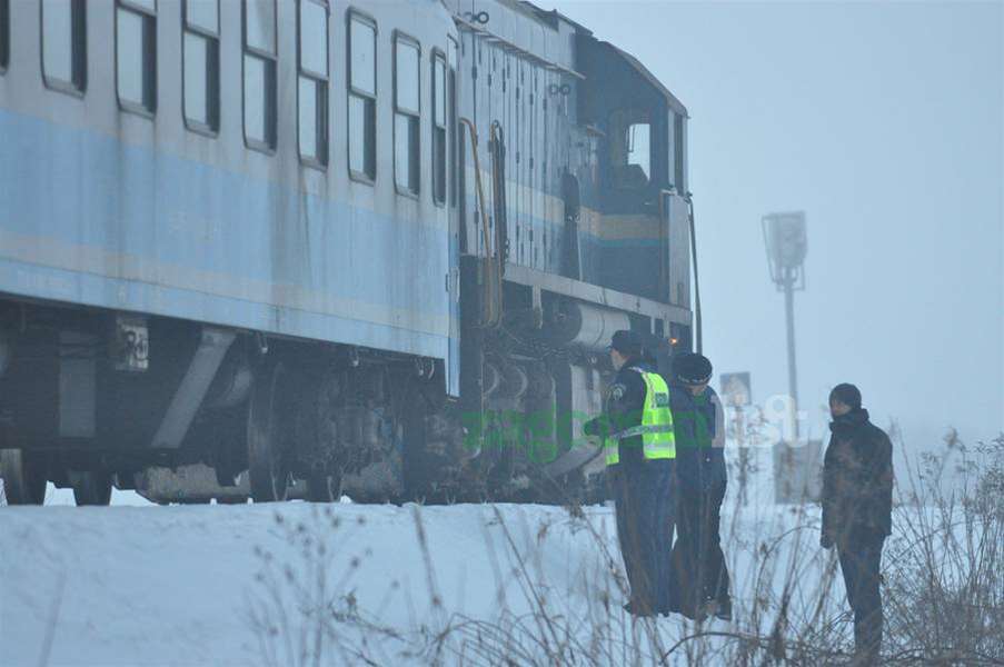 zagorje_nalet_vlaka_samoubojstvo_pavlovec_zabok_29012013_02.jpg