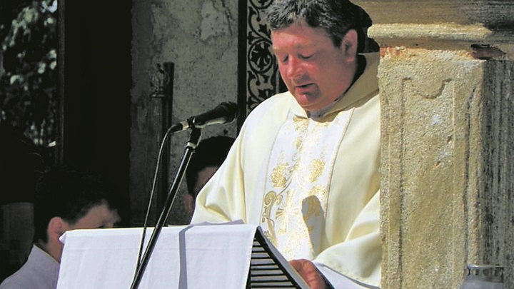 Napadnuti dekan Ivan Mikec.jpg