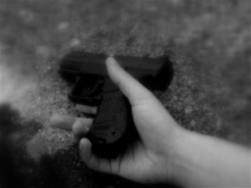 samoubojstvo_pištolj.jpg