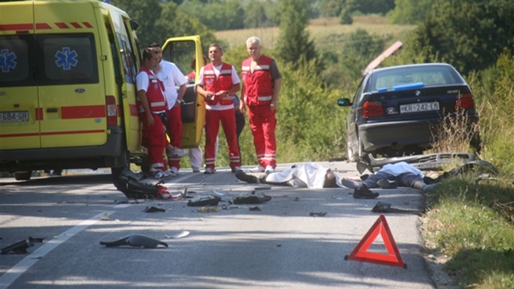 poginuli_motoristi_slatina2.jpg