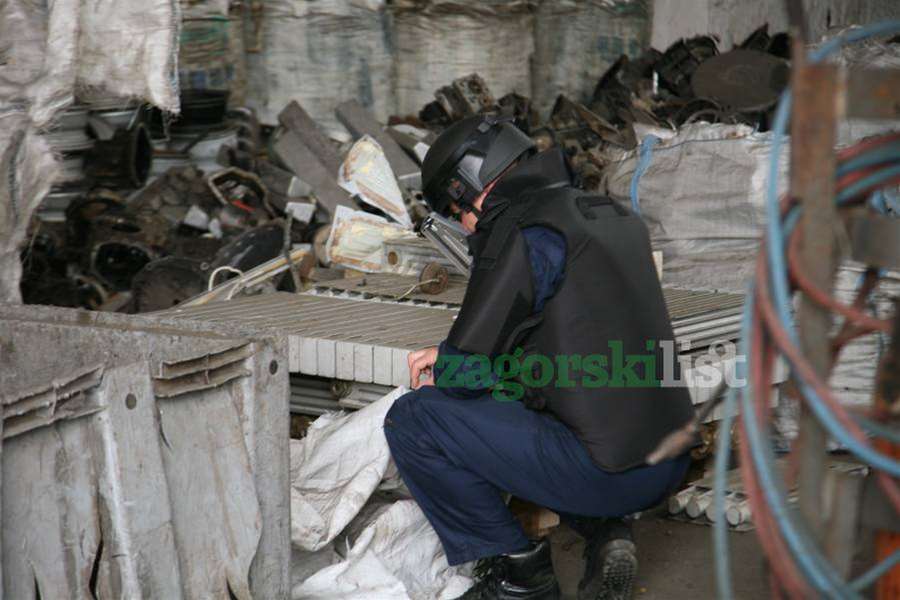 zagorje_eksplozija_bomba_veliko_trgovisce_postrojenje_tvornica_mel_tal_22102012_03.jpg